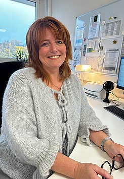 Frau  Alexandra Gard